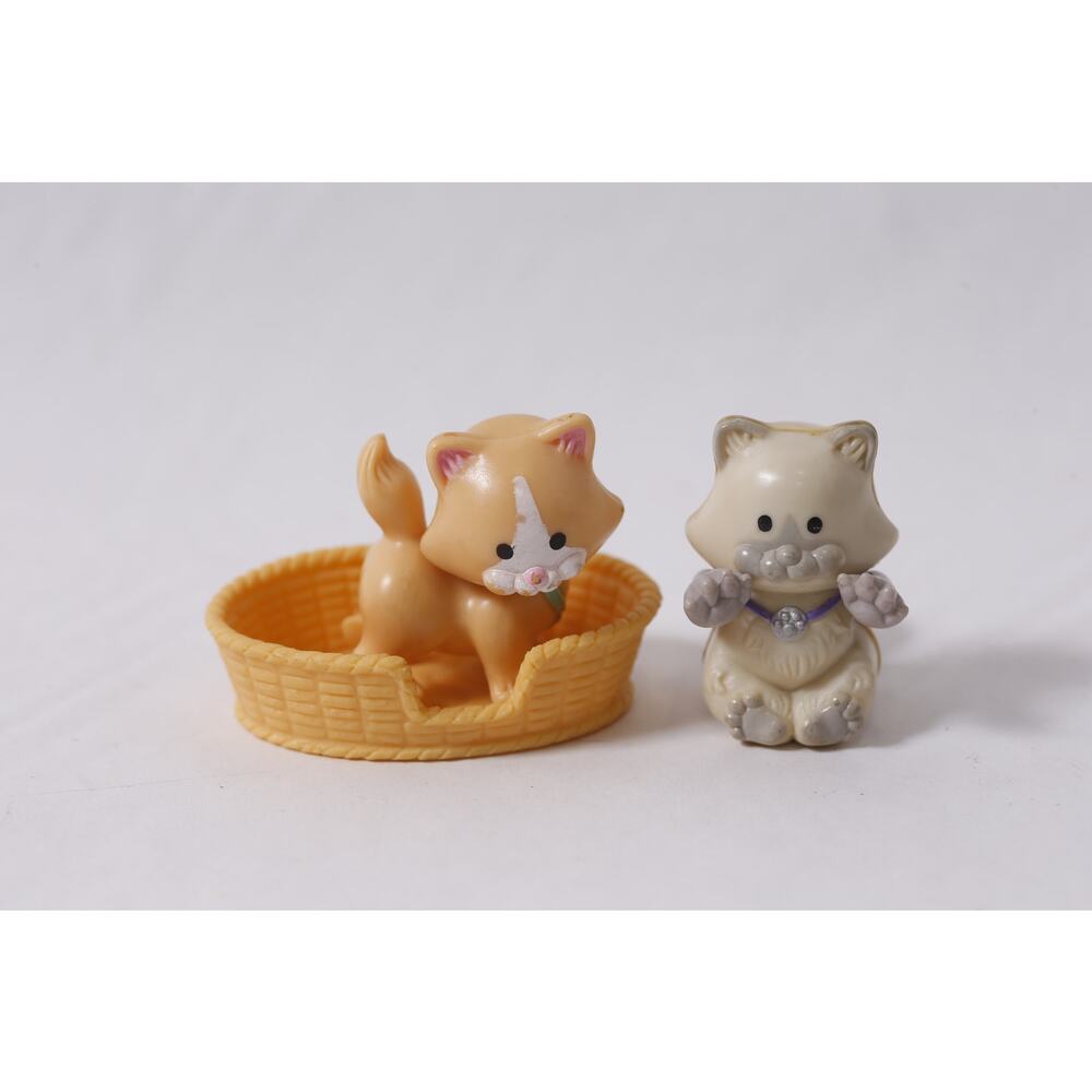 Japanese Dot Eye 1992 Kenner Littlest Pet Shop Cutesy Kittens PVC Figurines